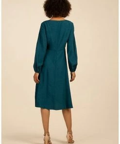 New ⭐ Trina Turk Shanta 👗 Dress in Ocean for 👩 women 🔥 -Trina Turk Official Store 4d67fbd0a95e494591dc2a297a078bb3 1080x