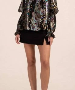 New ✔️ Trina Turk Ambrosial Top in Black Multi for 👩 women 🔔