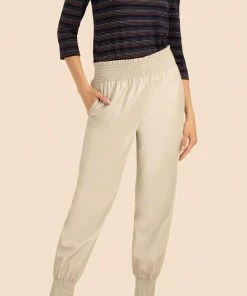 Outlet โจ Trina Turk Channel Islands Pant in Oyster for ๐ฉ women ๐ 5 Outlet โจ Trina Turk Channel Islands Pant in Oyster for ๐ฉ women ๐ -Trina Turk Official Store aa9ced251c79472ea9e350de9d7f61e6 4d809f40 8669 4a8e 9721 43206c805ef1 1080x